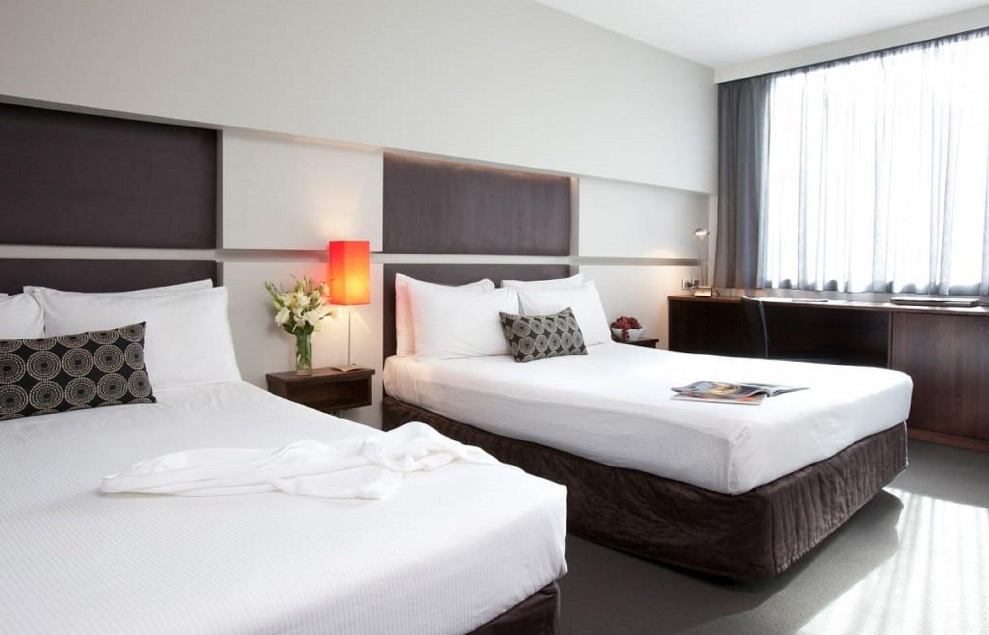 Hotel Crowne Plaza Melbourne Carlton By Ihg Exterior foto
